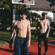 3, 2021, sold by robert v hayes to hannah robinson $195,000; Hayes Grier Hayesbbgrier Twitter