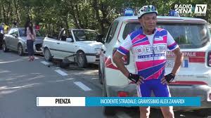Zanardi al lausitzring, il video del drammatico incidente del 2001. Alex Zanardi Incidente Stradale Gravissimo Servizio Telegiornale Youtube