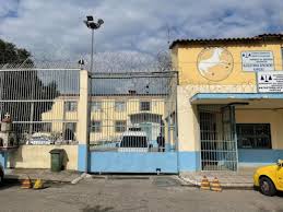Συνελήφθη για 5 καθήμενους πελάτες μέσα στο μαγαζί του. Larissanet Gr H Nea Efhmerida Ths Larisas