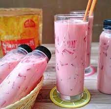 Es Teh Jelly Strowberry Strawberry Tea Alcohol Drink Recipes Fresh Drinks