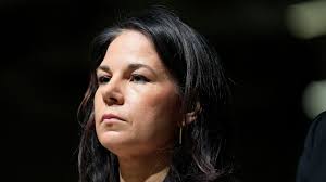 Annalena Baerbock: Politikerinnen werden nicht genug geschützt | STERN.de