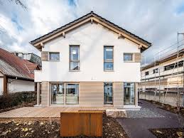 5 fertighäuser mit satteldach unter 200.000 euro. 1 Platz Haus Medley 3 0 Mh Fellbach Von Fingerhaus