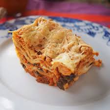 Lasagnes Vegetariennes Aux Blettes Champignons Et Tofu Rosso A Decouvrir Sur Le Blog Evamelba Lasagnes La Lasagne Vegetarienne Lasagnes Alimentation