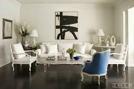 Locate inspirational living room decorating ideas here. 9 Beautiful White Chair Designs For A Simple Yet Elegant Home Decor