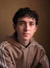 Tracy Crowley's Instagram, Twitter & Facebook