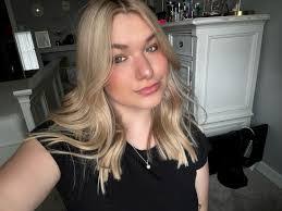 Hailey Stephens's Instagram, Twitter & Facebook