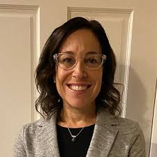 Lisa Stoler's Instagram, Twitter & Facebook