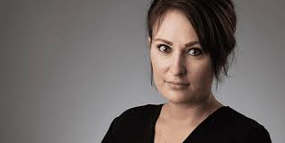 Senaste nyheterna från Sandra Divinyi