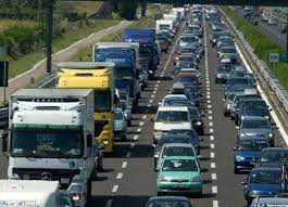 Tutti gli articoli su traffico a1. Giunti Deteriorati In A1 Lavori E Traffico Paralizzato Tra Modena E Bologna