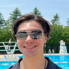 Jonathan Barringer's Instagram, Twitter & Facebook