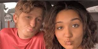 Jade Sullivan and Hunter Newlon's Wedding Website