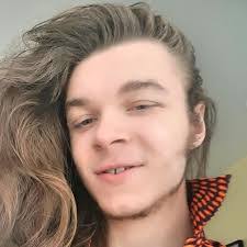 Larry Plotnick's Instagram, Twitter & Facebook