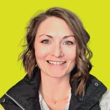 Brandy Derrick's Instagram, Twitter & Facebook