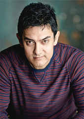 The film is an adaptation of the 1994 forrest gump. Aamir Khan Movies Photos Videos News Biography Birthday Etimes