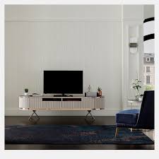 vienna tv unitesi minimal ve sik tasarimiyla salonlariniza dingin bir zarafet sunuyor yumusak form gecislerini rose gold metal bitisler ve k tasarim tv vienna