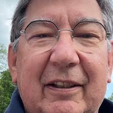 Tom Bauer (@pokmantom)