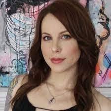 Lana Fleming's Instagram, Twitter & Facebook