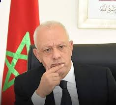 📍 حي الزوبير ، عمالة الحي الحسني، مقاطعة الليمون. الى السيد المحترم الوالي  مهيدية، امامكم الصور و الحجج على ان البيضاء لا زالت غارقة في طابعها القروي  و ان القياد و المقدمية