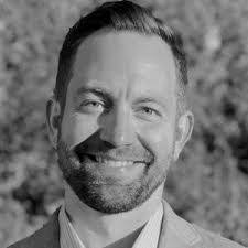 Kyle Ledbetter's Instagram, Twitter & Facebook