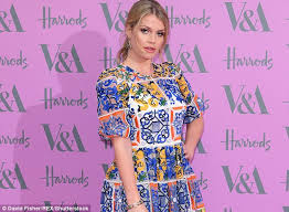Lady kitty spencer has shared a glimpse inside her early birthday celebrations as she prepares to turn 28 next month. Is Princess Diana S Niece 27 Getting Cosy With 59 Year Old High Street Retail Tycoon Daily Mail Online