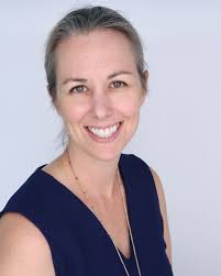 Leslie Neely's Instagram, Twitter & Facebook