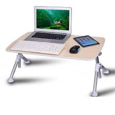 Cari produk meja laptop lainnya di tokopedia. 75 Desain Meja Komputer Minimalis Modern Terbaru 2021 Rumahpedia