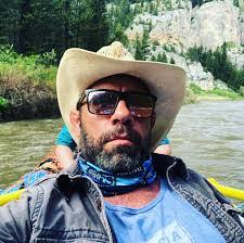 Lance Parks's Instagram, Twitter & Facebook