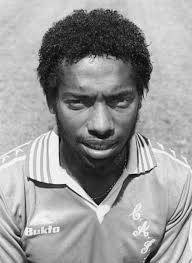 Football Back Then ⚽️🏐⚽️ (@FootballThen)