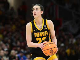 Caitlin Clark scores 23 points in Indiana Fever vs Minnesota Lynx, ending  her unbeaten streak