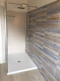 Ti seguiamo dal sopralluogo alla progettazione, fino alla realizzazione vera e propria. Ristrutturare Il Bagno