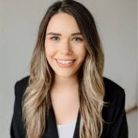 Kelly Ruf's Instagram, Twitter & Facebook