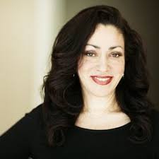 Maria Goris's Instagram, Twitter & Facebook