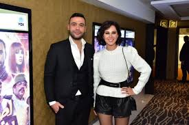 المطعم الشيف محمد حامد وزوجته واولاده. Ø²ÙˆØ¬Ø© Ù…Ø­Ù…Ø¯ Ø§Ù…Ø§Ù… Ø¨Ø£ÙˆÙ„ Ø¸Ù‡ÙˆØ± Ù„Ù‡Ø§ Ø¨Ø±ÙÙ‚ØªÙ‡ ÙÙŠ Ø¹Ø±Ø¶ ÙÙŠÙ„Ù… Ù„Øµ Ø¨ØºØ¯Ø§Ø¯ Ø¨Ø§Ù„ØµÙˆØ± Ù…Ø¬Ù„Ø© Ù‡ÙŠ