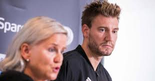 This is philine roepstorff by scoop models on vimeo, the home for high quality videos and the people who love them. Rosenborg Klapper I Efter Voldstiltale Mod Bendtner Fodbold Sport
