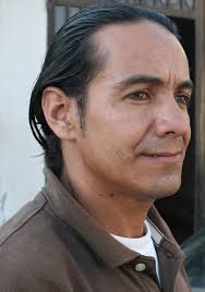 MÁS ALLÁ DE LOS 400 CERROS