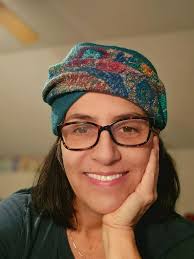 Hitch has decided to wear his cat cave as a hat!