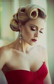 Pin By Yassmine Louati On Piccadilly Style Short Wedding Hair Retro Hairstyles Elegant Hairstyles
