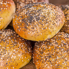 Burgerbrotchen Burgerbuns Aus Dinkelmehl Rezept Von Streusel Rezept Burger Brotchen Dinkelmehl Hamburgerbrotchen