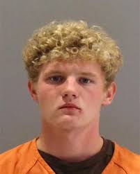 Chris Gordon (@cagordon92)