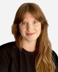 Grace Holden's Instagram, Twitter & Facebook