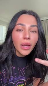 Powder slander continues 🚫 (jk I use a littttle bit) #naturalmakeup  #everydaymakeup