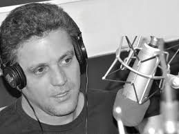 Chá da Alice leva clima de fantasia ao Centro do Rio e reúne foliões em  manhã de cores, brilho e criatividade