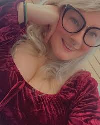 I love bento boxes they are so yummy & fun. Had one for lunch & wish all  restaurants them. I love them for the variety they provide. They are truly  delicious and