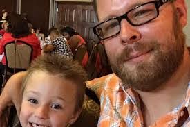 Kelly Wysong's Instagram, Twitter & Facebook