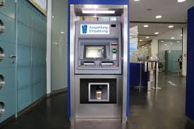 Volksbank raiffeisenbank in burghausen ihre bank in burghausen. Vr Bank Mkb A Twitter Neuer Service An Unseren Geldautomaten â„¹ Ab Sofort Konnt Ihr Beim Geld Abheben Oder Einzahlen Gleich Euren Coffee To Go Mitnehmen Vr Bank Volksbank