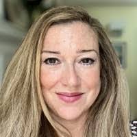 Abby Mead's Instagram, Twitter & Facebook