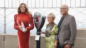 Wendy williams is a juggernaut, and while some people dislike her, millions of viewers hang on her every word. Wendy Williams Mourns Death Of Her Mom Shirley On Her Talk Show Entertainment Tonight
