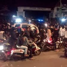 Ramayana plaza dumai ada di facebook. Goriau Polres Dumai Bentuk Tim Khusus Buru Pelaku Pengeroyokan Anggotanya