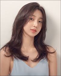 Hairstyles Long Korean Asian Hairstylesofinstagram Hairstylesinspiration Hairstyleswag In 2020 Long Hair Styles Hair Styles Asian Hair