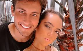 Quién es Fer Serrano, la novia de Santiago Giménez?